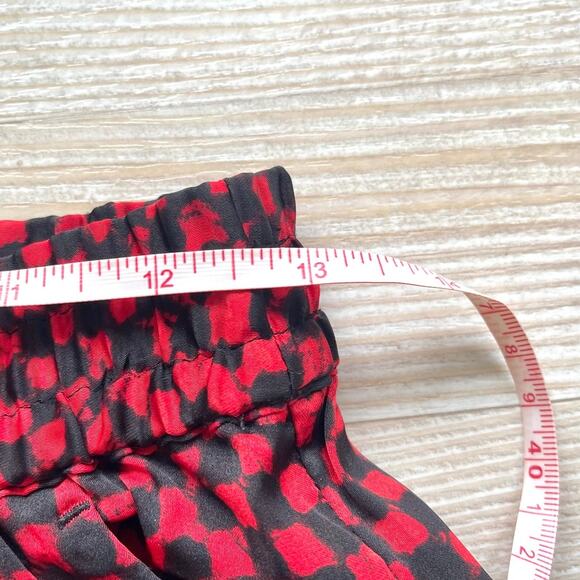 Michael Kors Printed Satin Effect Jogger Pants | Red/Black Size 2 - Picture 6 of 8
